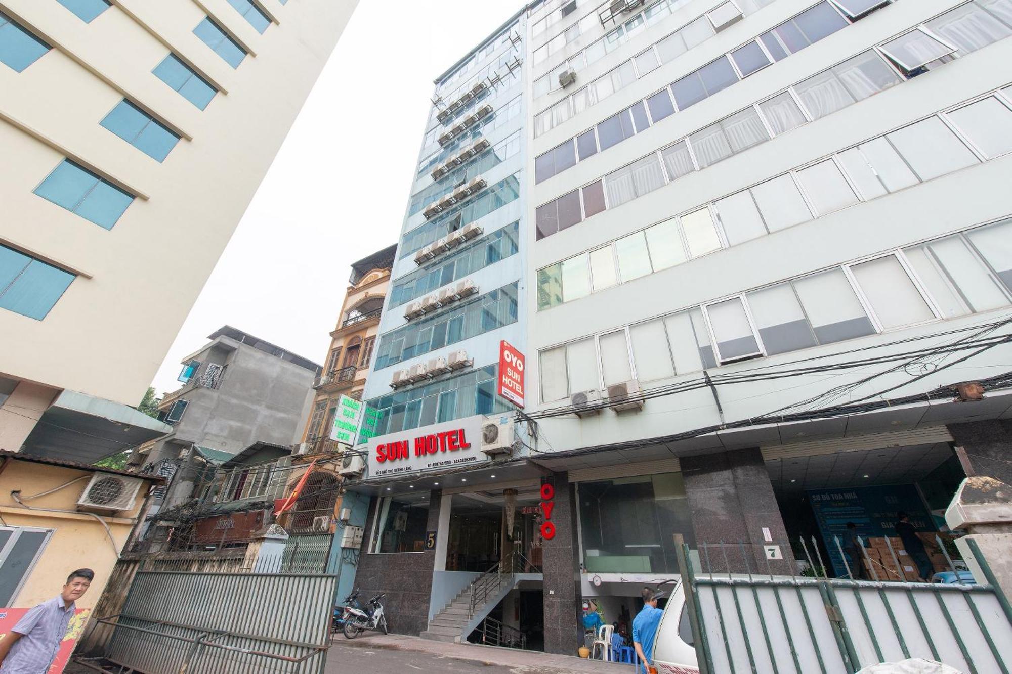 Capital O 417 Truong Son Hotel Ханой Экстерьер фото